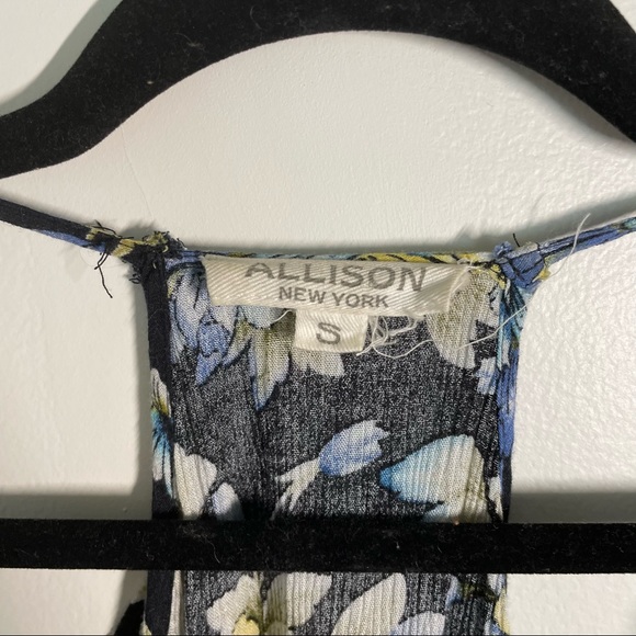 Boho floral dress with cutout sleeves - Picture 3 of 3